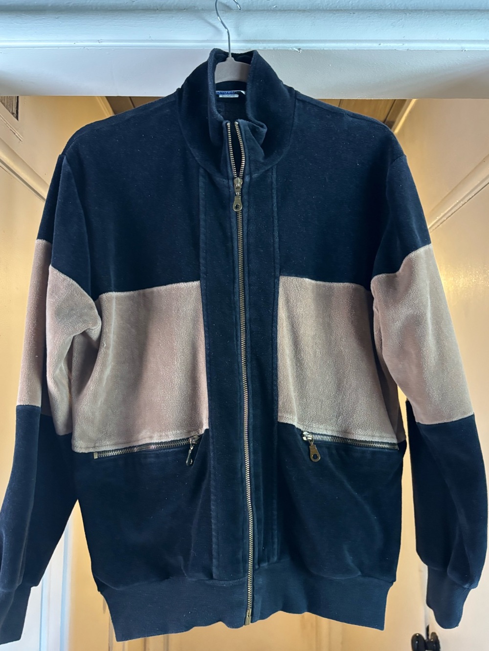 Men's Zip-Up Colorblock Fleece Jacket - Black & Tan